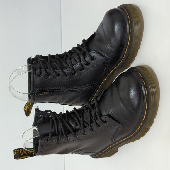 Dr. Martens combat boots Little Kids. size 13 - Picture 1 of 16